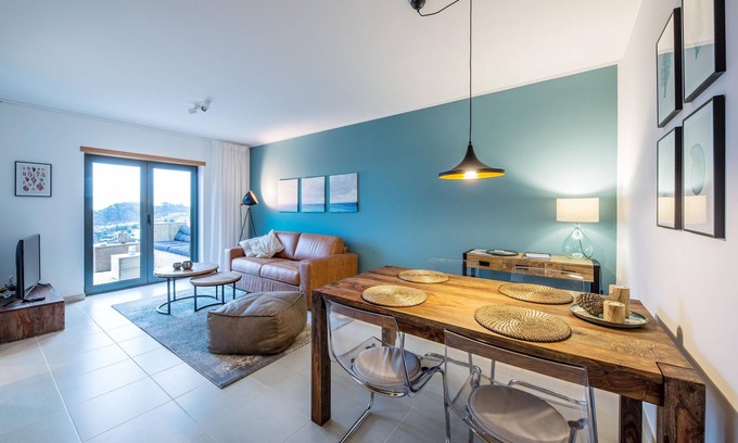 Vila do Bispo Apartment | maresoul- apartment mar- outside lounge sea view
