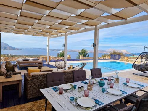 Kokkinon Khorion Villa | Margarita's Retreat Villa
