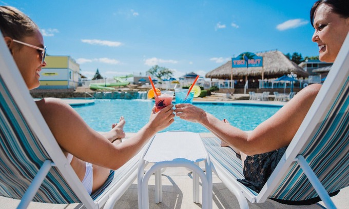 Osage Beach Resort | Margaritaville Lake Resort Lake of the Ozarks