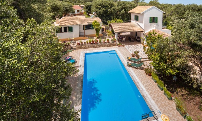 Koutsi Villa | Marguerita House in Paxi