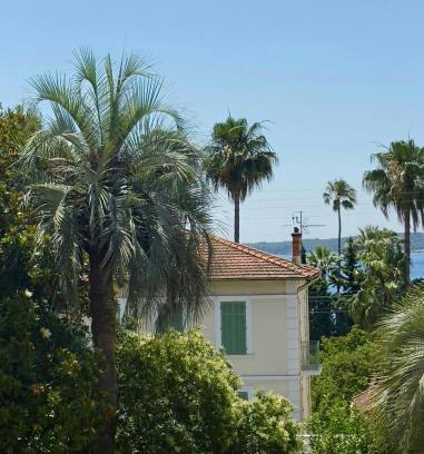 La Celle-sous-Gouzon Apartment | Marilyn Beach - Vue mer, terrasse, garage privé