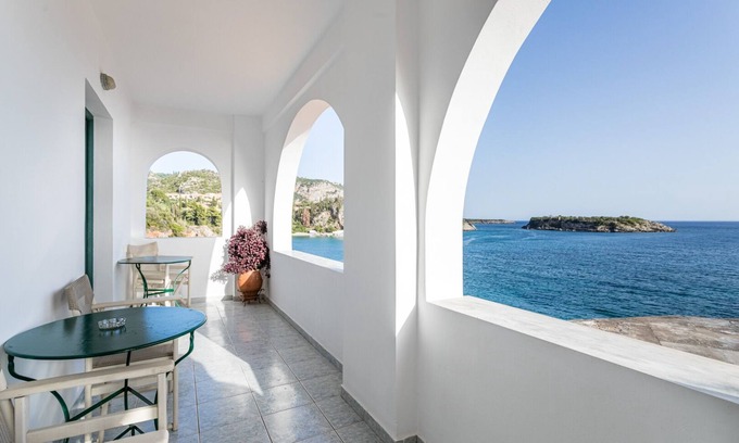 Kardamyli Apartment | MARINA HOME