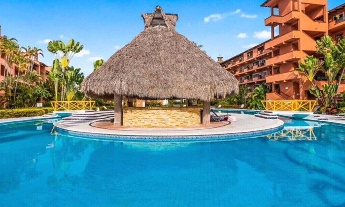 Marina Vallarta Apartment | Marina Vallarta Mexican Chic 2B/2Ba|Pool|Tennis