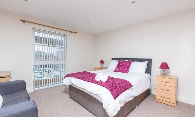 Castle Apartment | Marina View Apartment