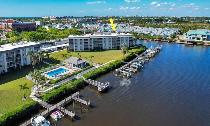 Redevelopment Area Condo | Mariner's Cove 506C - Newly Renovated Waterfront Condo, Great Views!