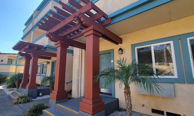 Novato Hotel | Marinwood Inn & Suites