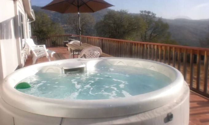 Mariposa House | Mariposa Ridge Retreat.n