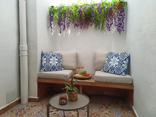 La Merced Apartment | Mariposita Málaga, New Historic City Centre apartment with private patio