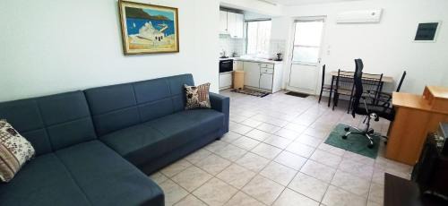 Chios Apartment | Maris full apartment with roof garden access