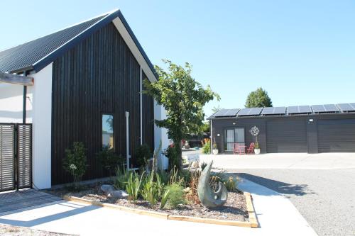 Springlands Bed & Breakfast | Marlborough Wine Country B&B