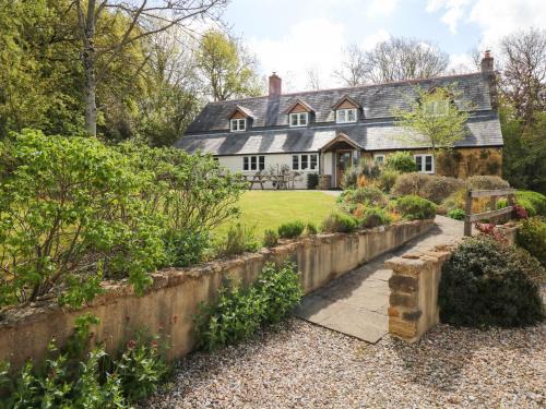 Bridport House | Marles Farmhouse