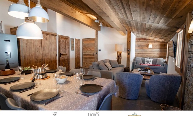 Bonneval-sur-Arc Apartment | Marmotte 201 - Superb attic apartment, at the foot of the slopes