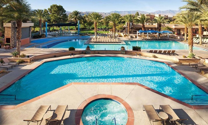 Palm Desert Condo | Marriott's Shadow Ridge One-Bedroom Villa