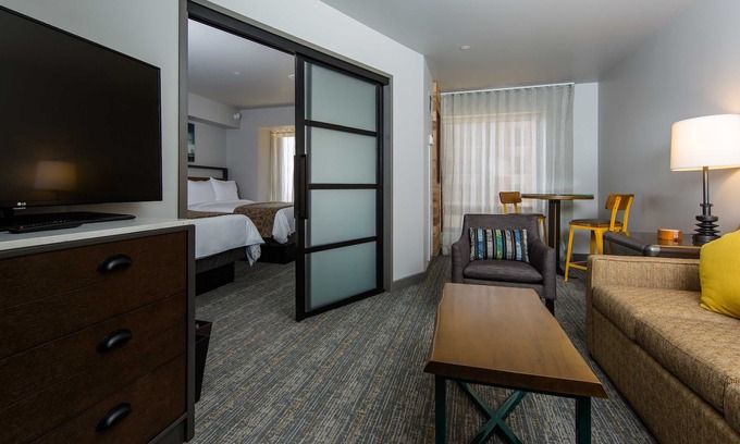 Civic Core Apartment | Marriott Vacation Club Pulse San Diego Owner Direct all dates