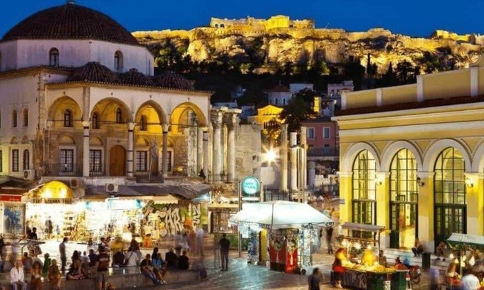 Athens City Centre Apartment | Marvelous 2BR Suite in the Gorgeous Athens