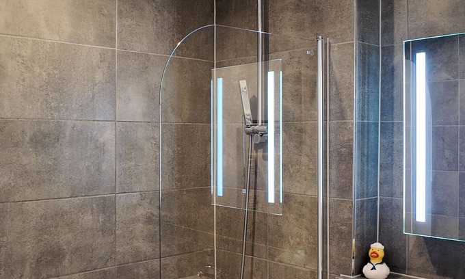 Nine Elms Apartment | Marvelous 3-bedroom apartment in London WRC
