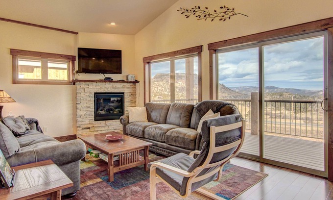 Estes Park Condo | Mary's Lake Condo Beautiful, Peaceful Mountain Retreat