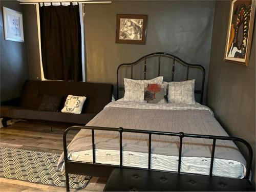 Winnipeg Apartment | Maryland Homestay Apartment
