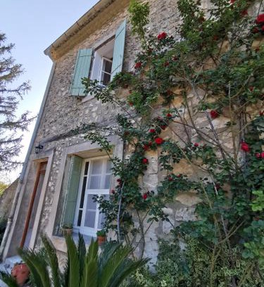 Orgon House | Mas de Férigoulet -"La Rose des Vents"& Univers enfants "Lou Pitchoun"