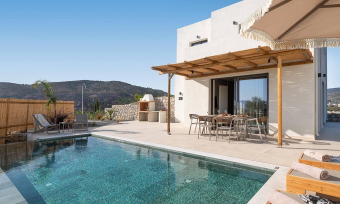 Archangelos House | Massari Hills - Monet Villa