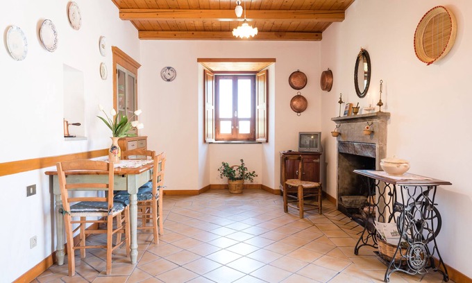 Agnone Bed & Breakfast | Masseria Acquasalsa Agnone Masseria in pietra Aia family apartment