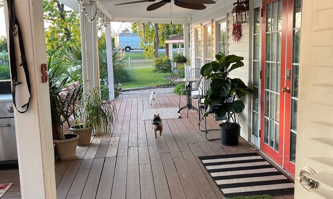 Bluffton House | Master suite with private deck in a beautiful house between Savannah & HHI