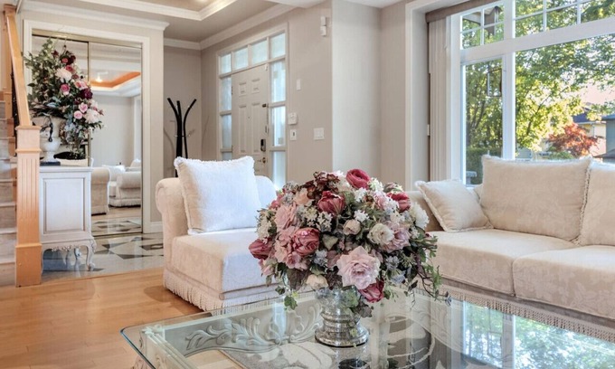 Marpole House | Master Vacation Suite