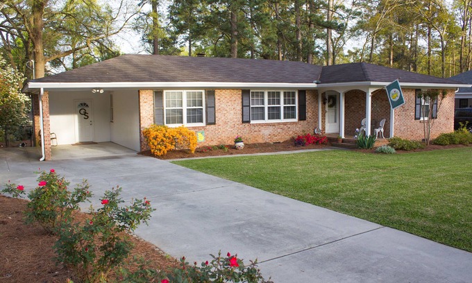 Montclair House | Masters Rental - 2 Miles From The Augusta National! 3 Bed/2 Bath