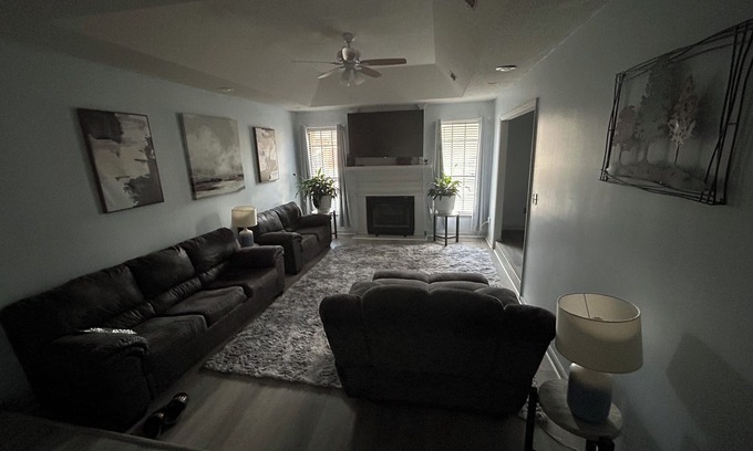 Gracewood House | Masters Rental 3-bedroom house in charming Augusta, 22 min drive to tournament.