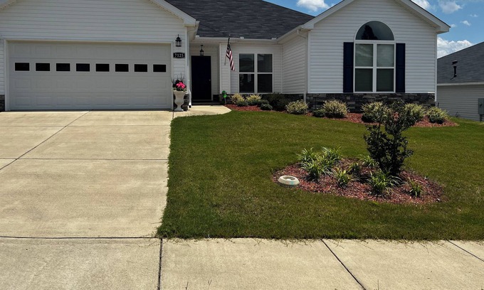 Langley House | Masters Rental- Clean and Sophisticated