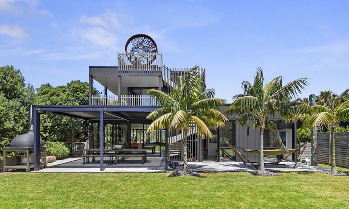 Matapouri House | Matapouri Art Escape - Matapouri Holiday Home