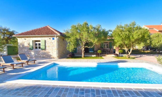 Sukosan House | Mate Ceko by Interhome