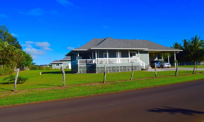Pauwela House | Maui Plantation Cottage Located Near Beach And Paia, Permitted Bbph 2017/0004