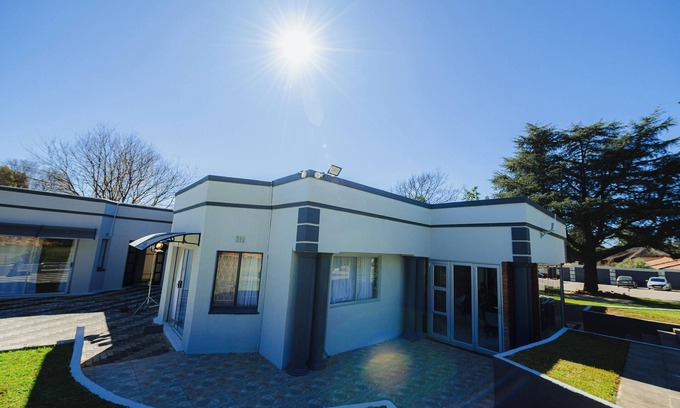 Fairland Villa | Mawo Luxury Boutique