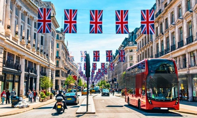 Soho Apartment | Mayfair Suite near Hyde Park, Oxford Street @LuxuryLondonStays