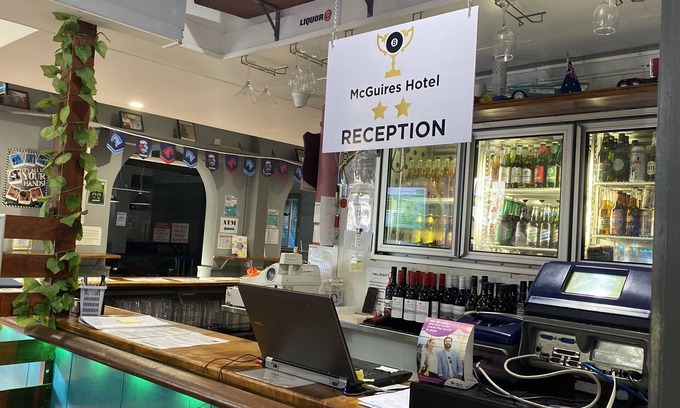 Mackay Hotel | McGuire's CBD Hotel
