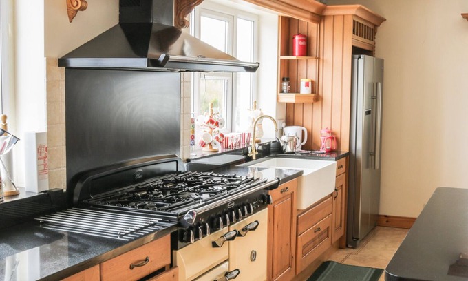 Carrowmore Cottage | Mcguire's Cottage