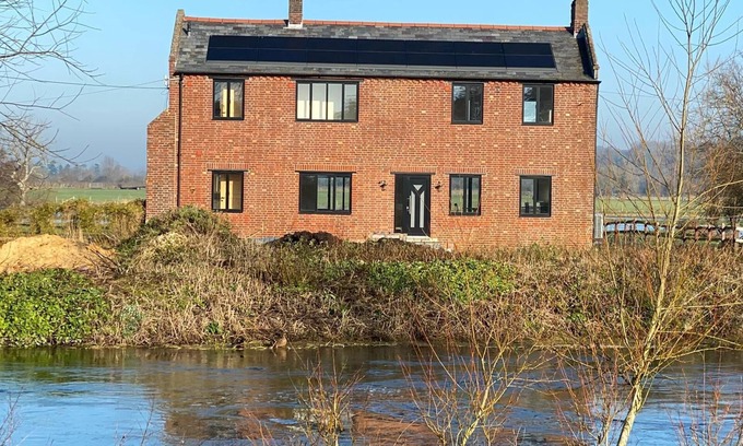 New Forest District House | Meadow Cottage, Luxury Eco House, on River Island, sleeping 8