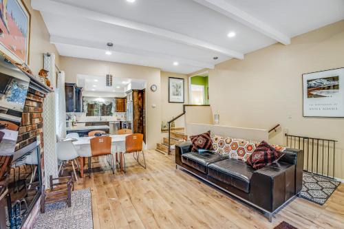 Idyllwild House | Meadow Creek House