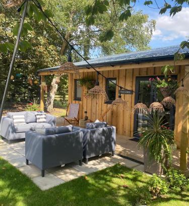 Dunnington House | Meadows Lodge