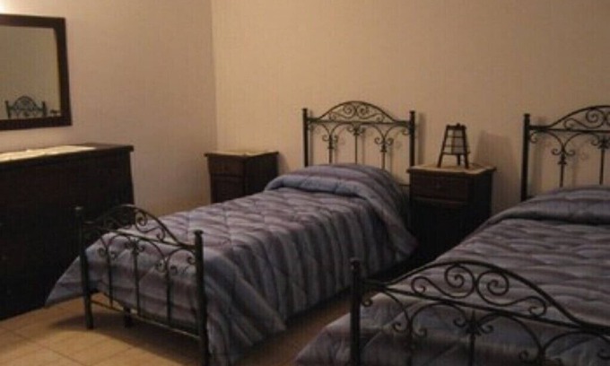 Oria Apartment | Medio 2 apartment in complex with ample parking 15min from the sea