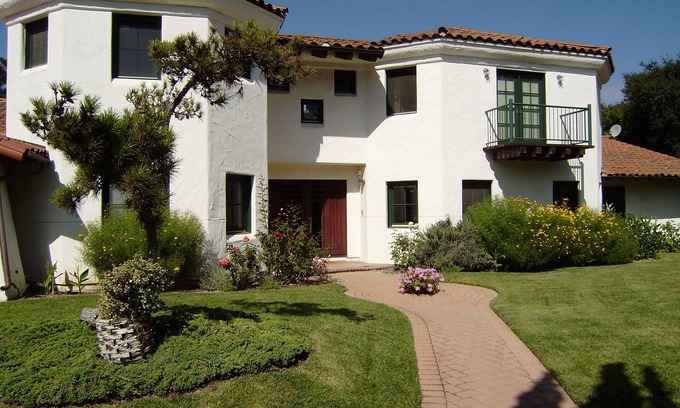 Hope Ranch House | Mediterranean estate in beautiful Santa Barbara on the American Riviera