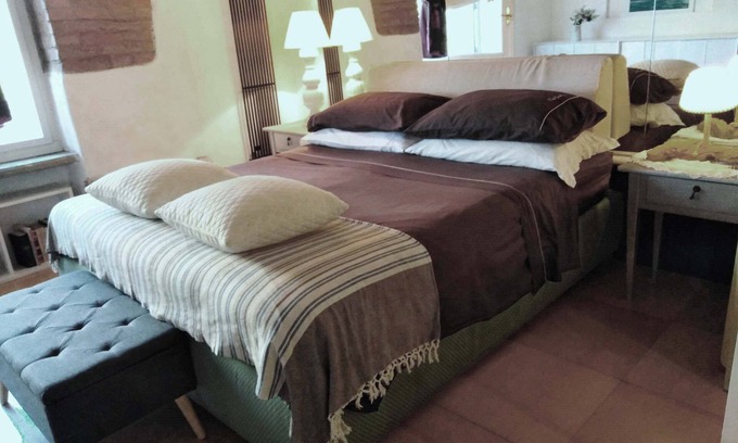 Posillipo House | MEDITERRANEAN OASIS Big Loft in Villa -Garden Free Park Free WIFI 15min center!