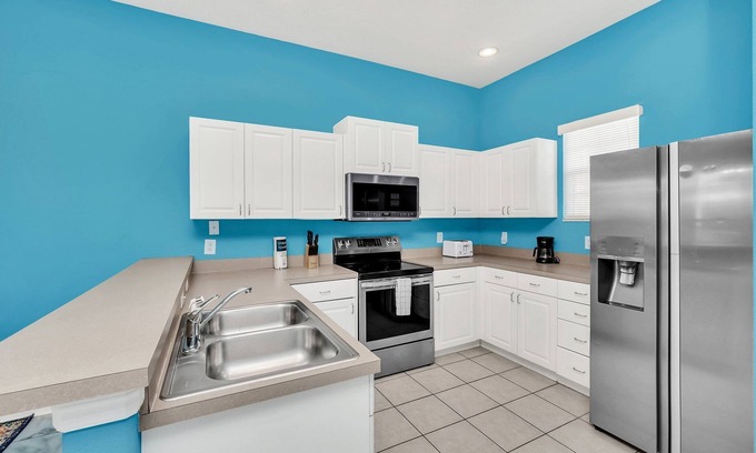 Lake Davenport Estates House | Mediterranean-style villa w/pool 25-min to Disney