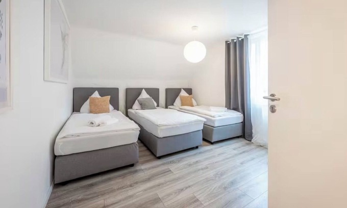 Edingen-Neckarhausen Apartment | Meerdesign 6P Heidelberg Mannheim