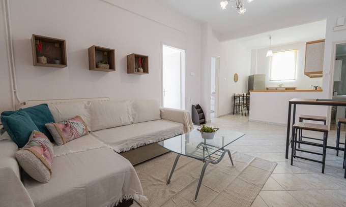 Nea Moudania Apartment | MelMare Azuro Apartment by RentalsPro