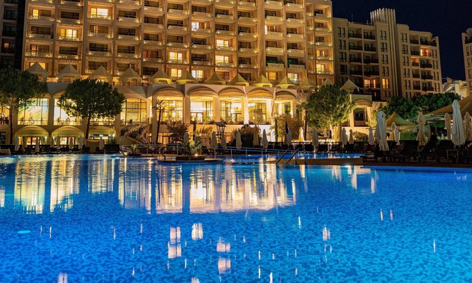 Sunny Beach Apartment | MENADA * Royal Beach * Studio, pool View