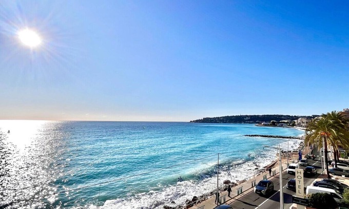 Menton Apartment | Menton [Seafront]