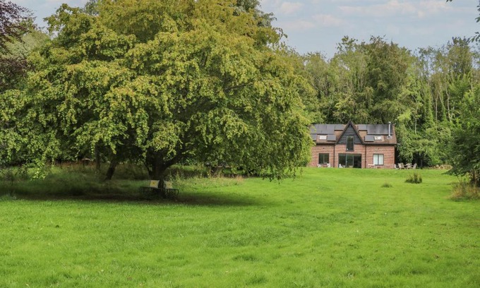 Meonstoke House | Meon Boscage