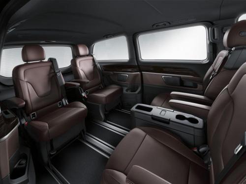 Elbasan Boat Rental | Mercedes Benz Viano